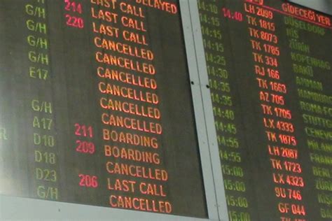 Boston logan flight delays - 18 Dec 2023 ... Lengthy delays, hundreds of flight cancellations at Boston's Logan Airport as storm whipped through. WFXT. Mon, December 18, 2023 at 7:31 PM ...